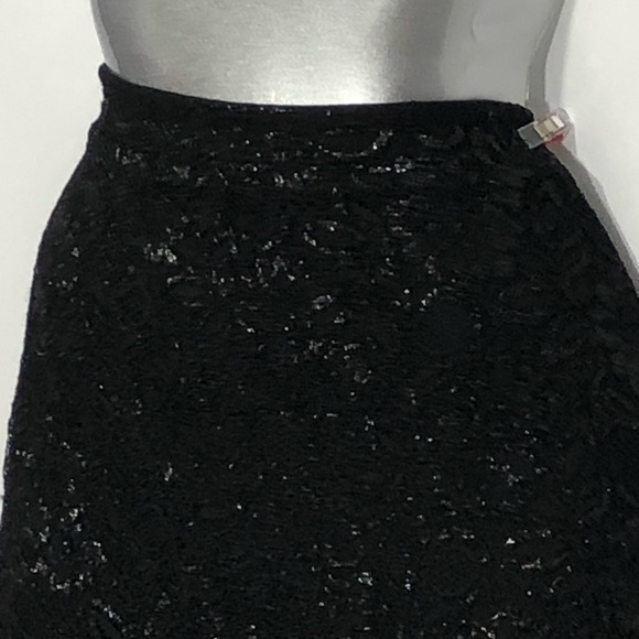 H&M black lace with metallic thread mini - Picture 4 of 8